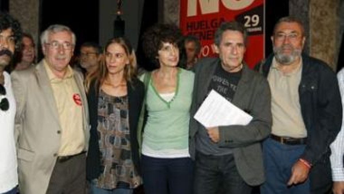 Toxo y Méndez, con Adriana Ozores y Miguel Ríos, entre otros.
