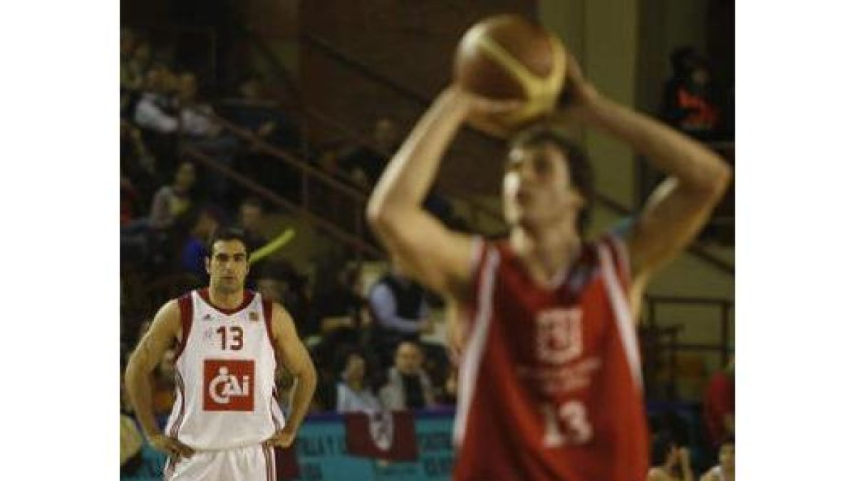 Paolo Quinteros puede vivir su tercer ascenso a la Liga ACB.