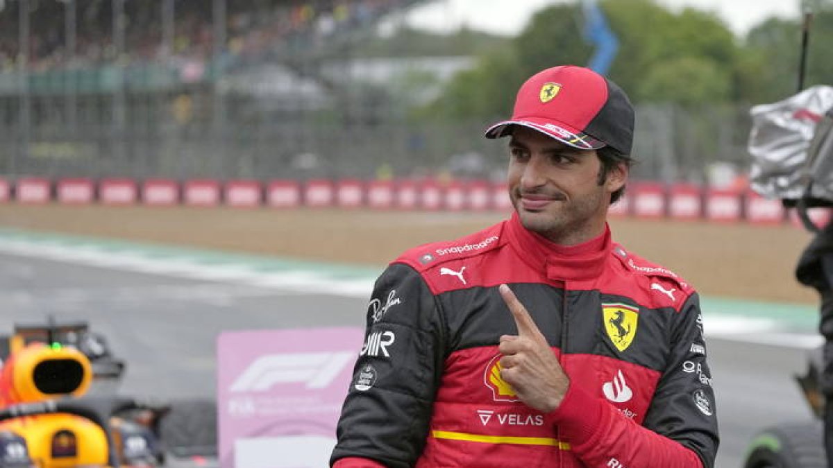 Carlos Sainz hace historia al ganar su primera carrera de Fórmula 1. MATT DUNHAM