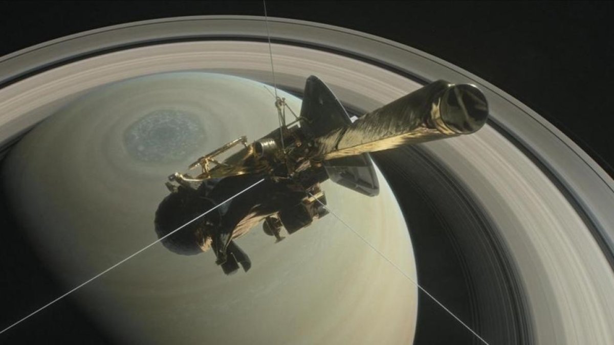 Simulación de la sonda espacial Cassini durante la fase final de acercamiento a Saturno