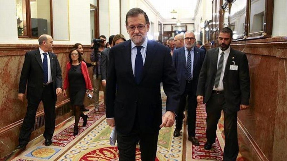 Rajoy anuncia que la Conferencia de Presidentes será el 17 de enero en el Senado.
