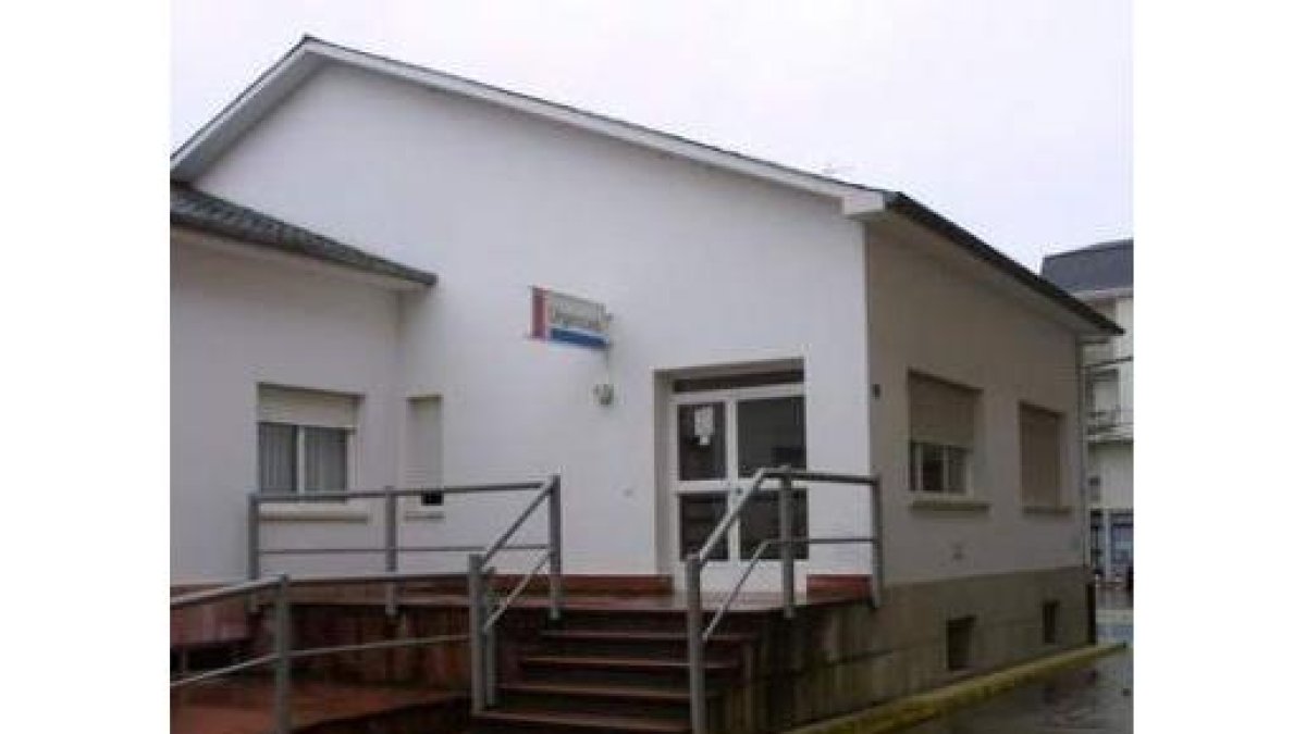 El centro de salud de Cacabelos.