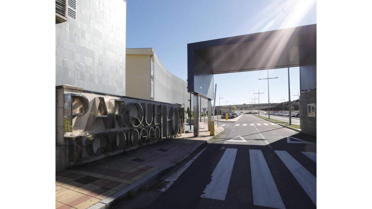 Los populares piden un carril bici al Parque Tecnológico. RAMIRO