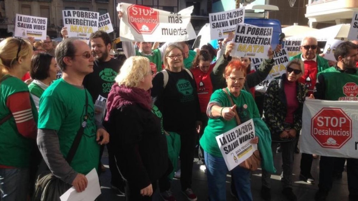 Protesta por la muerte de una anciana en Reus.