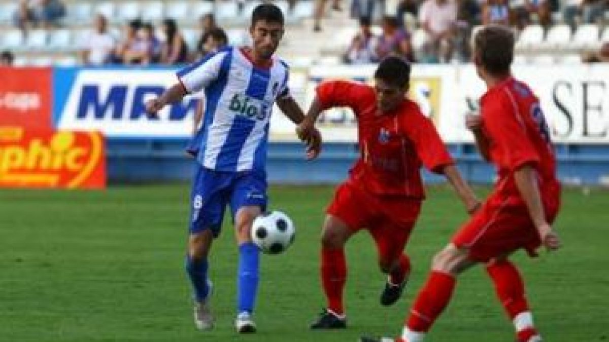 Rubén Vega es, de momento, el jugador más destacado del inicio liguero gracias a sus tres goles.