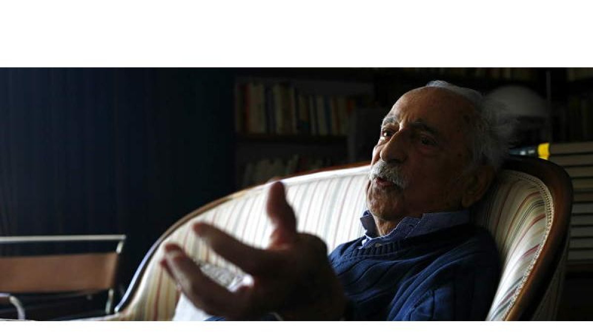 Una de las últimas fotos del filósofo y editor catalán Salvador Pániker. ALEJANDRO GARCÍA