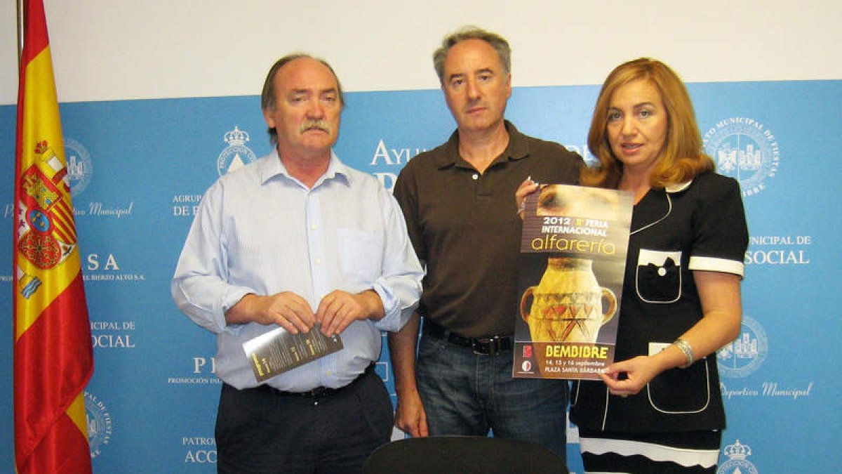 Otero, González y Pastrana, en la presentación de la muestra.