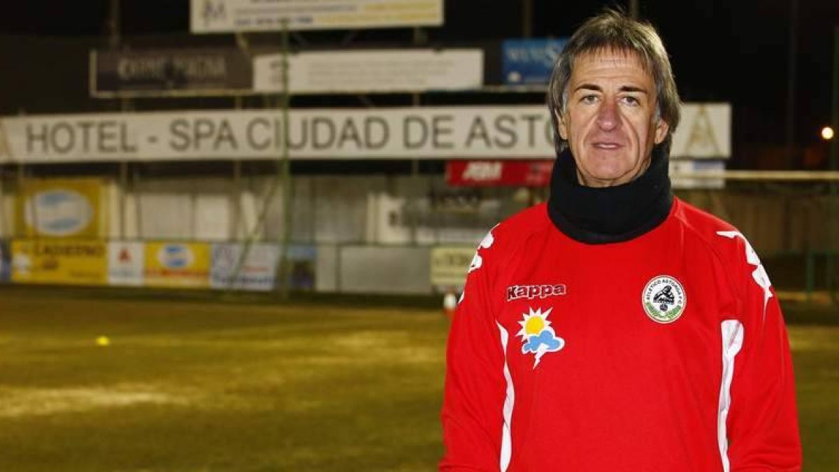 Pepe Calvo se encuentra muy ilusionado con su nueva etapa como entrenador.