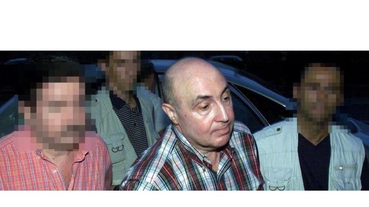 El exdirector de la Guardia Civil, Luis Roldán, condenado a 28 años de cárcel por corrupción. JAVIER CEBOLLADA