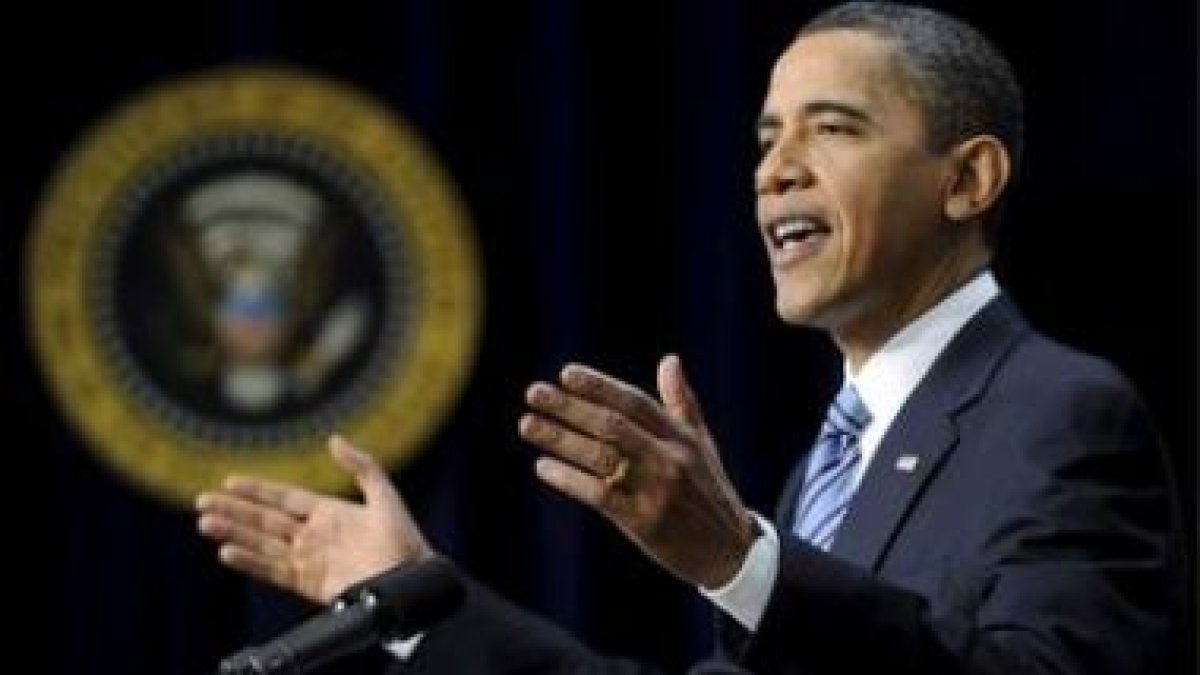 Obama explica que prevé colocar 600 millones en el sistema financiero para crear empleos y construir