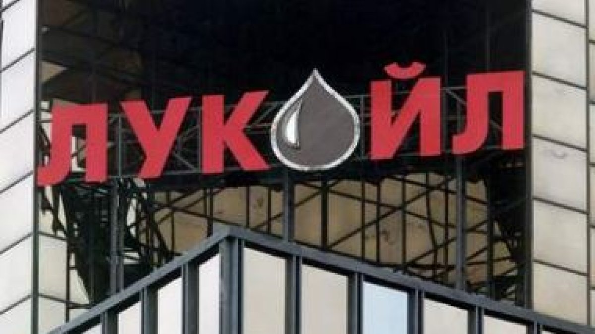 La petrolera rusa Lukoil que pretende hacerse con capital de Repsol tiene su sede en Moscú