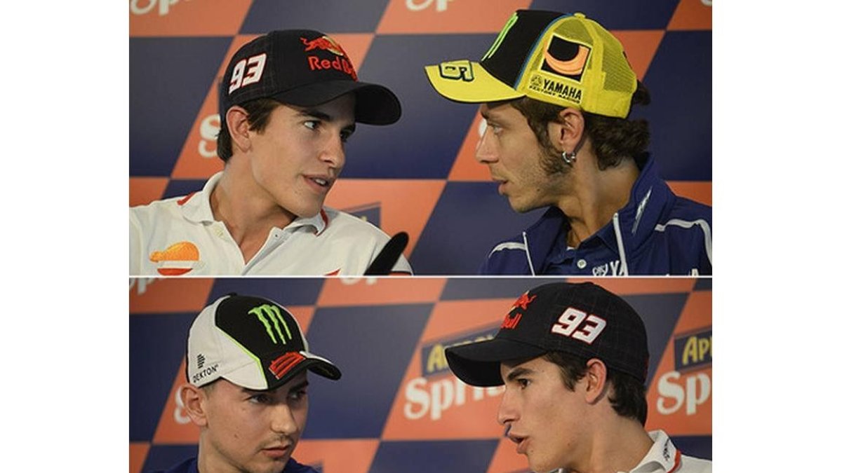 Márquez habla con Rossi y con Lorenzo en la conferencia de prensa oficial del Gran Premio de San Marino.