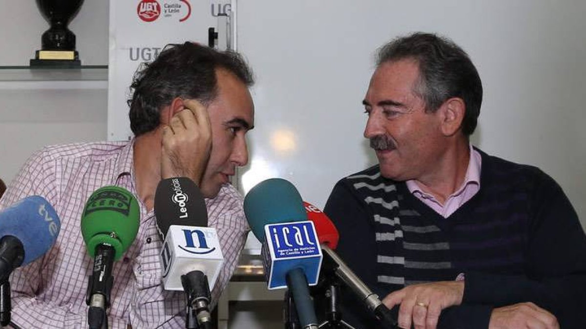 José Ignacio Ronda y Roberto Martínez, el pasado martes en rueda de prensa en UGT.