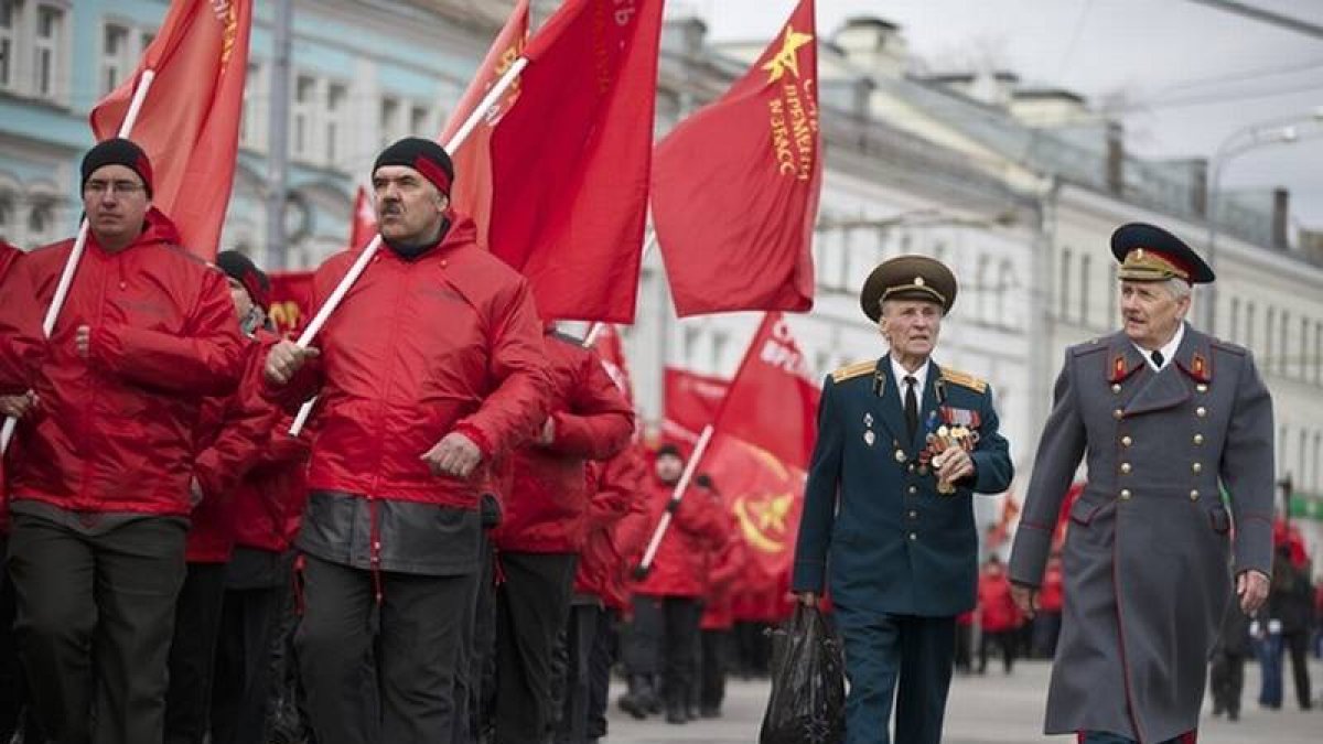 Marcha en apoyo de la intervención del Kremlin en Crimea.