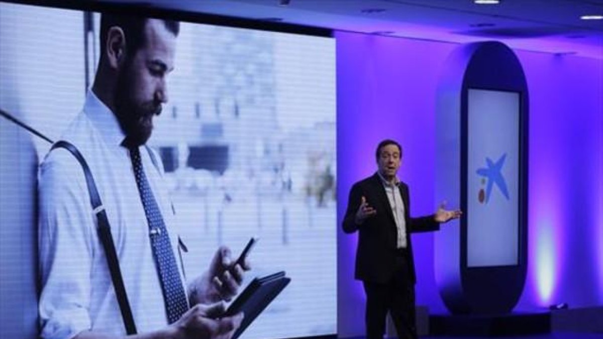 Gonzalo Gortázar, consejero delegado de CaixaBank, en la presentación de imaginBank.