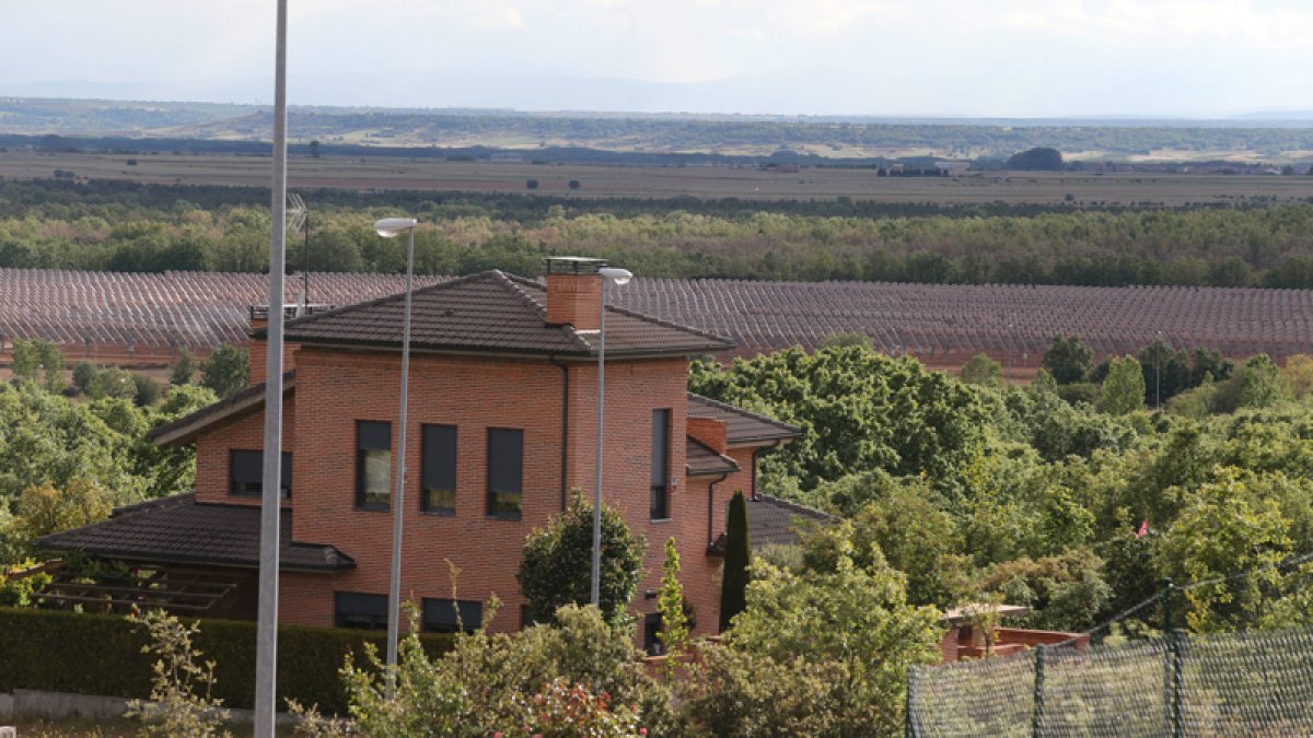 Parque fotovoltaico en la provincia. RAMIRO