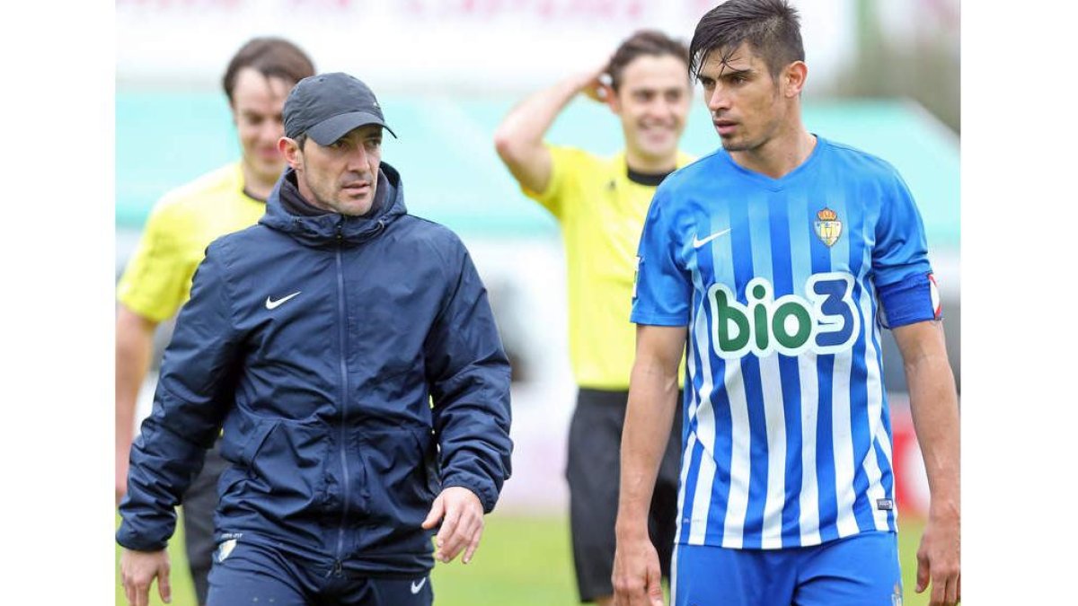 El equipo de Pedro Munitis no aprovechó en Aranda de Duero las derrotas de Pontevedra y Real Valladolid B. MARTA G. BREA