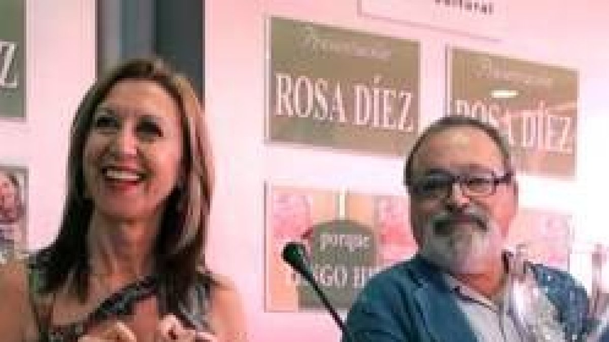 Rosa Díez y Fernando Savater aparecen juntos en una rueda de prensa en una foto del 2006
