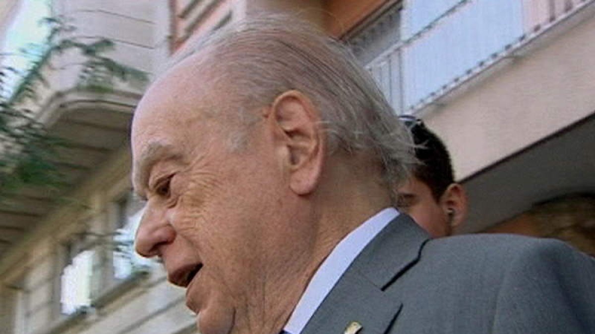 El ex presidente catalán Jordi Pujol, a la salida de su domicilio en Barcelona.