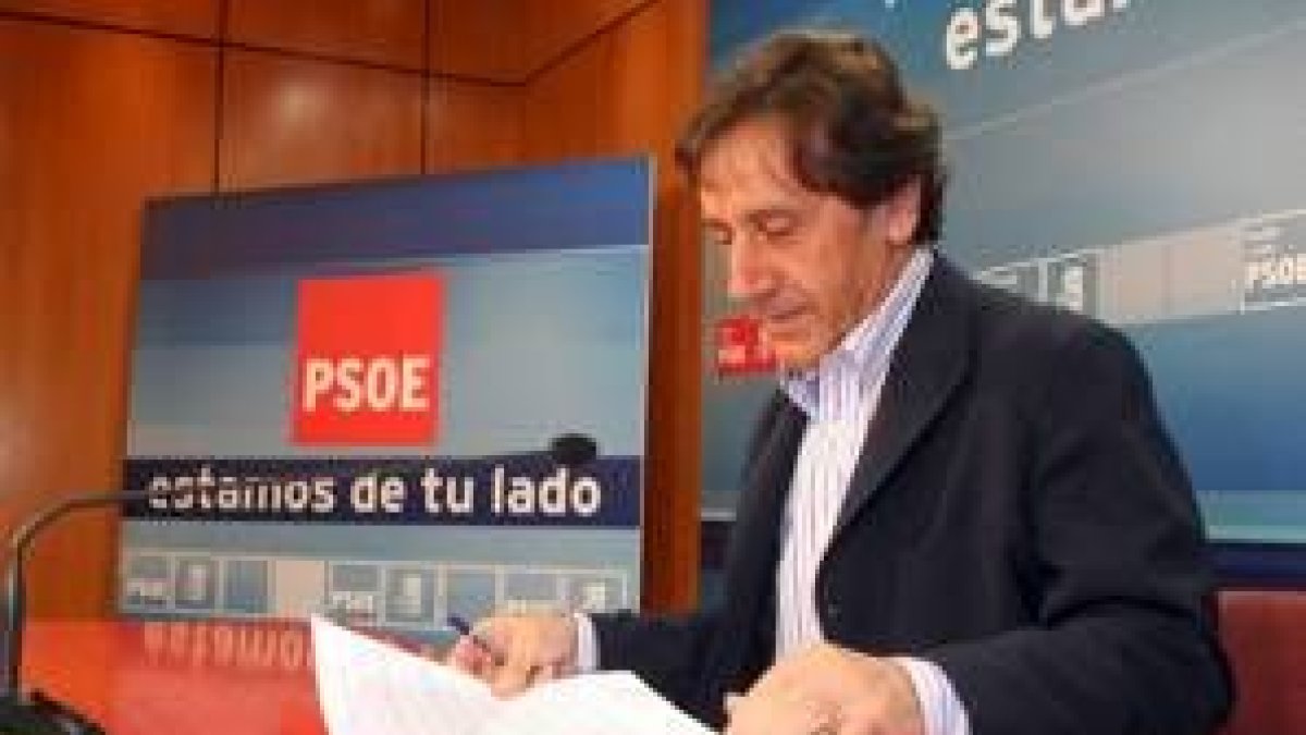 Ángel Villalba durante el análisis del informe del Consejo Económico y Social