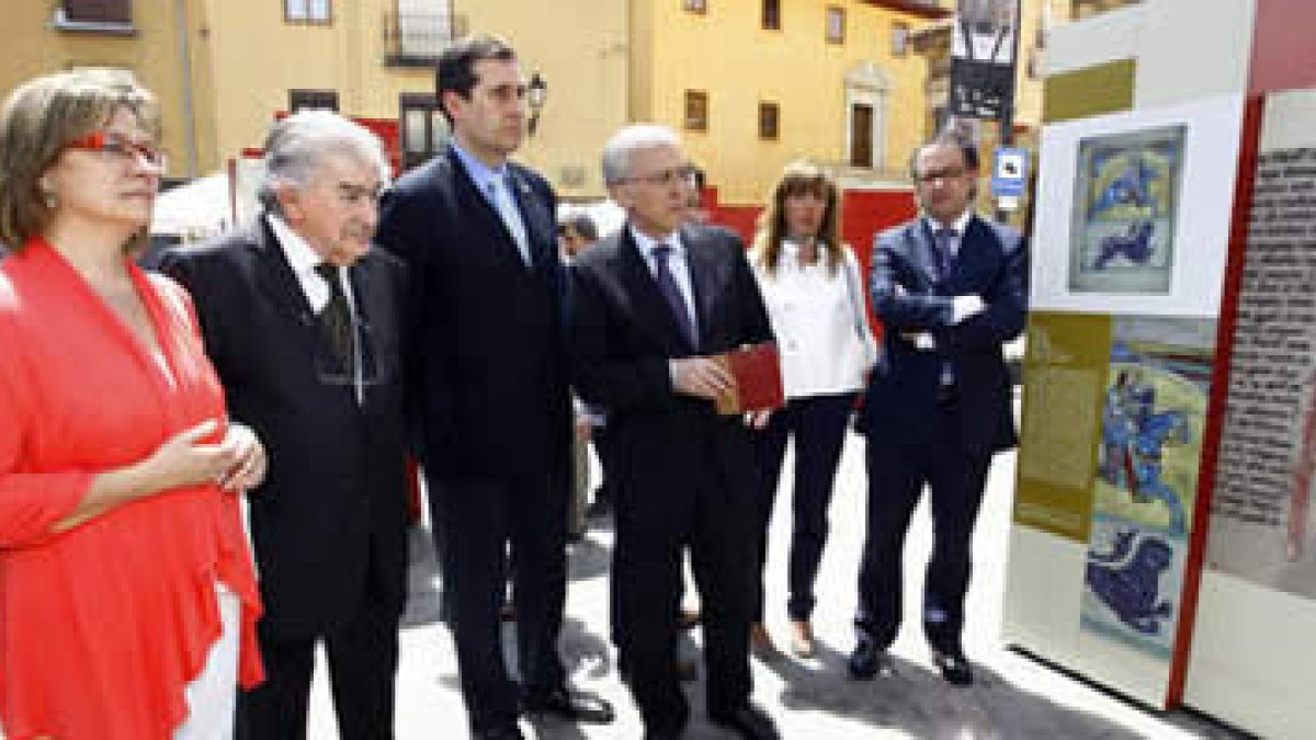 Evelia Fernández, Antonio Gamoneda, Miguel Ángel Fernández Cardo, Fernando López Alsina, Gema Cabeza