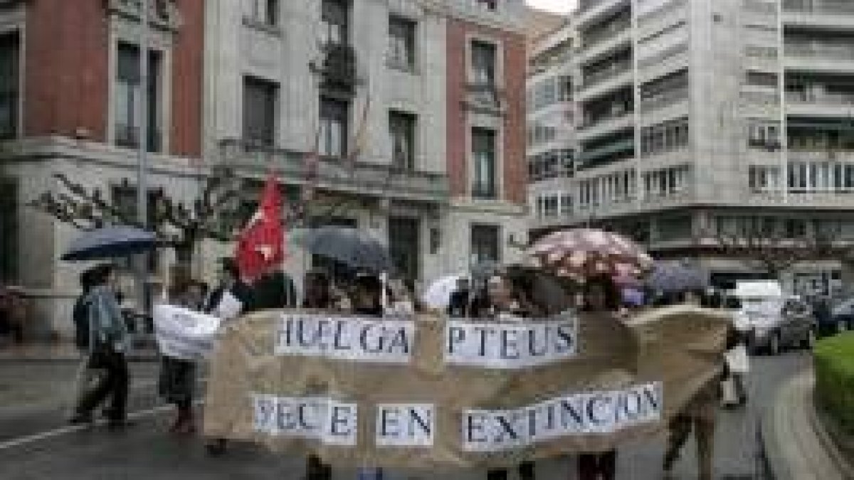 Manifestación de los profesores ¡universitarios en León