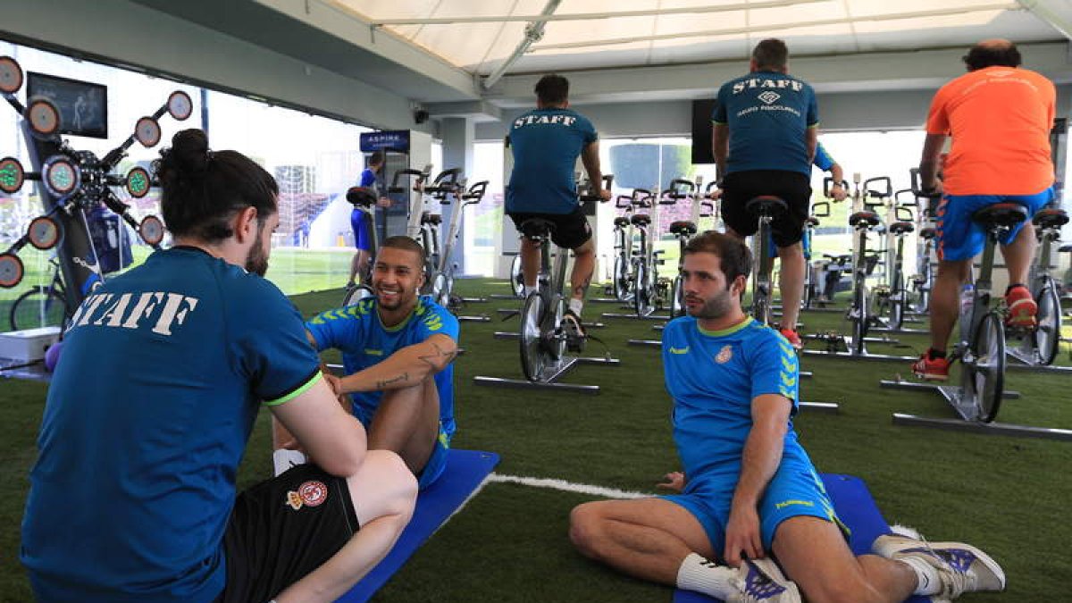 Zuiveloon y Antonio Martínez siguen su plan de recuperación en la Aspire Academy. J. CALLADO/ASPIRE