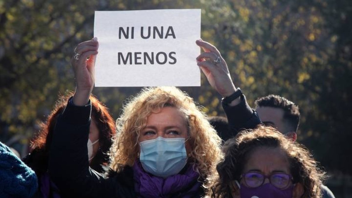 Protesta contra los crímenes machistas. DL