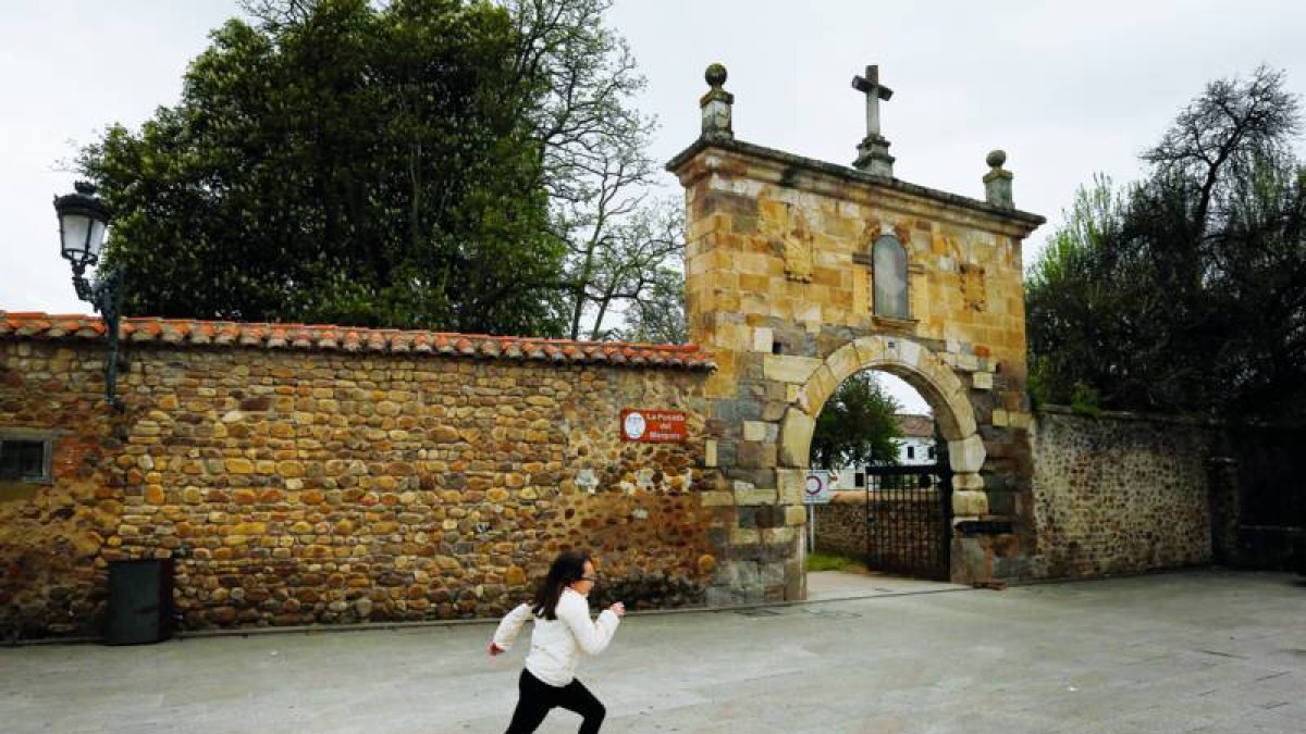 El monasterio de Santa María de Carrizo fue el centro neurálgico de la ruta hacia Santiago.