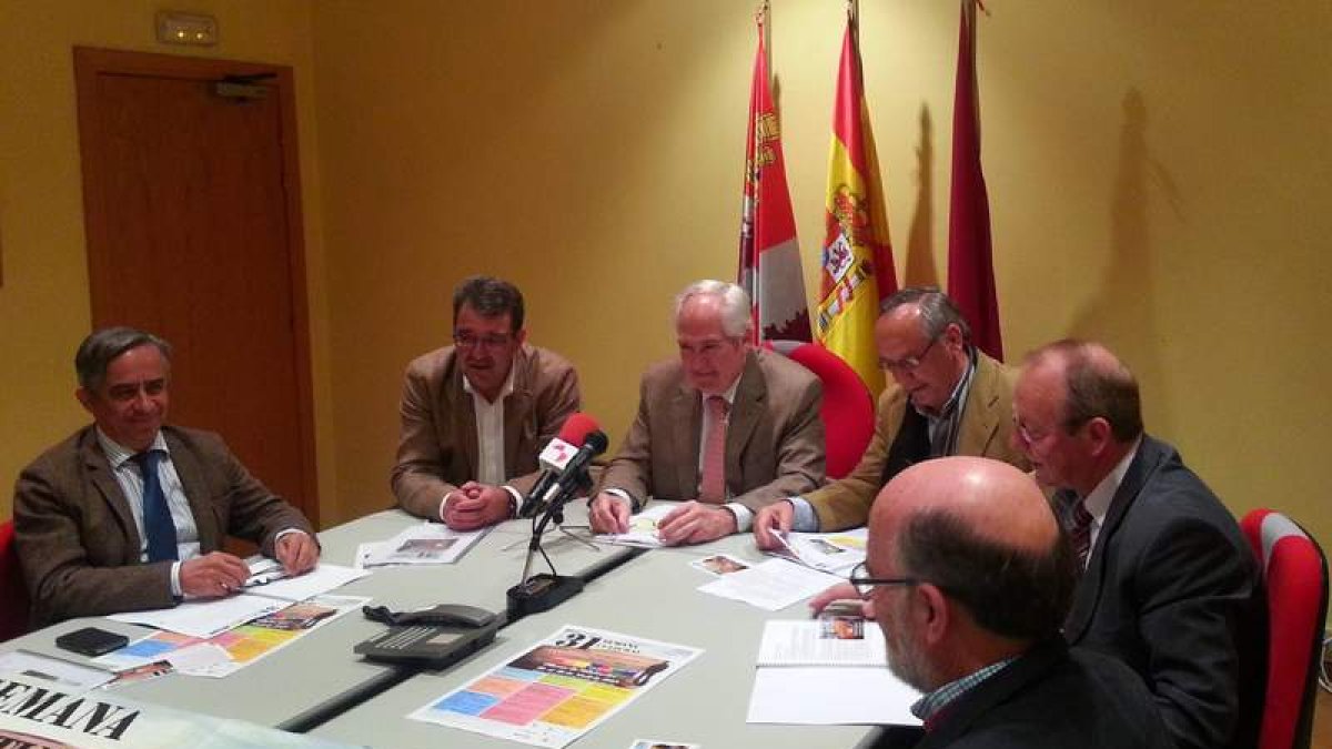 La presentación del programa tuvo lugar ayer en León.