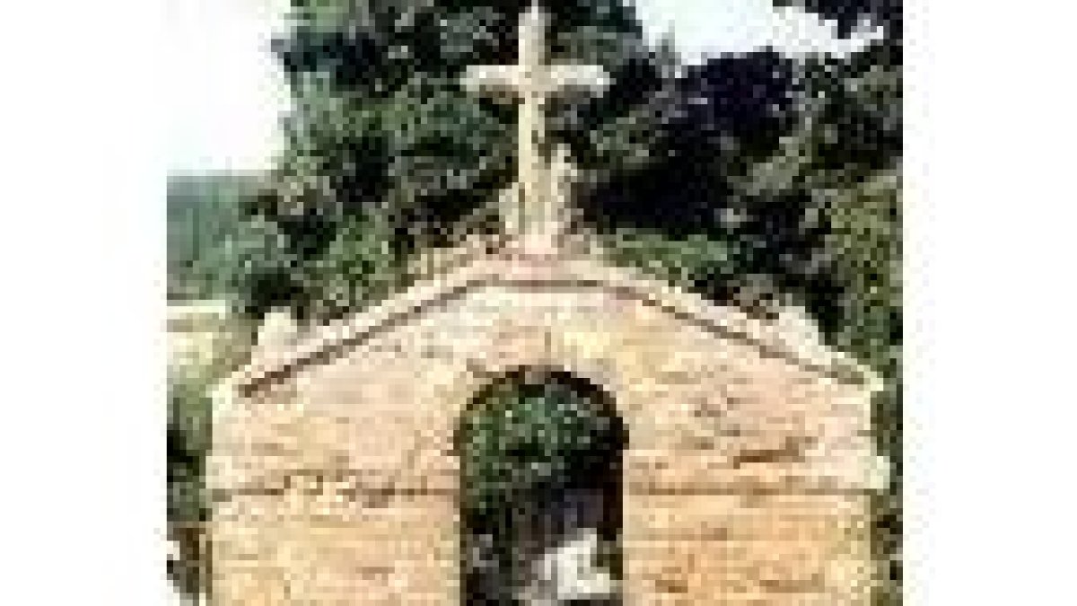El crucero estaba colocado a la entrada del cementerio de Sahagún