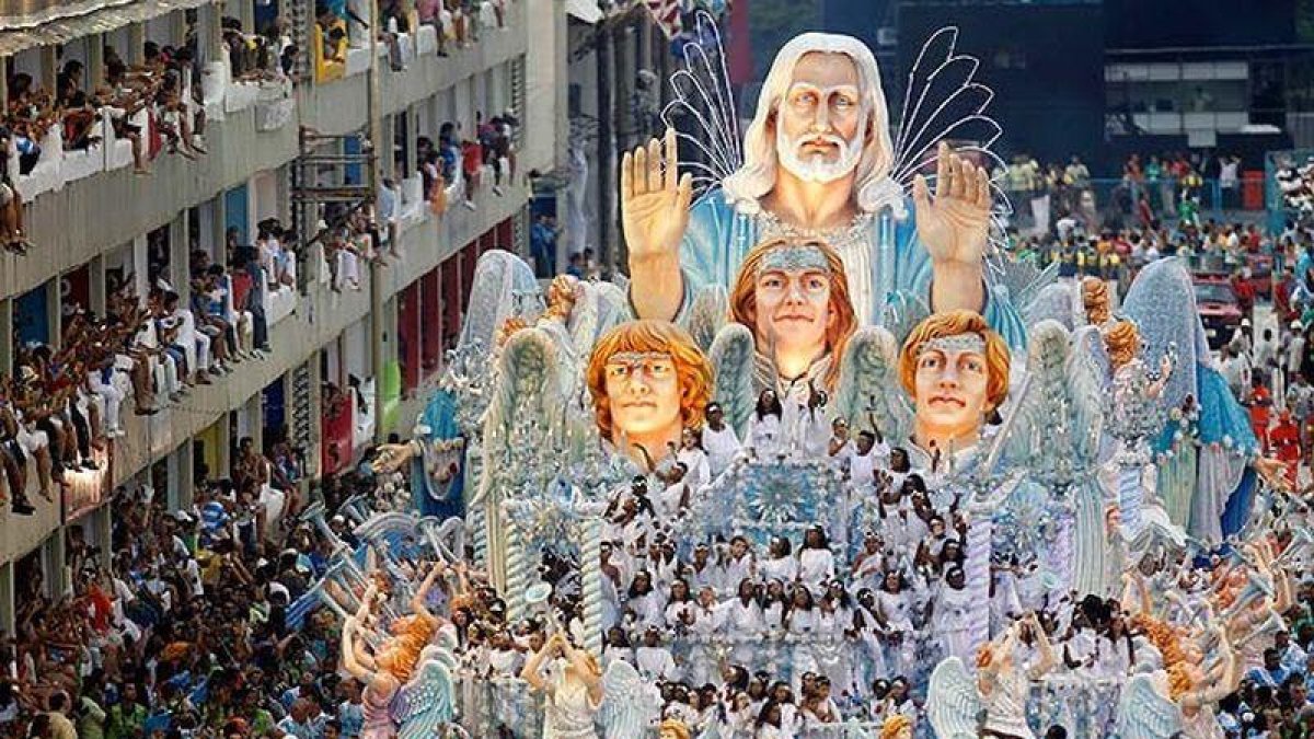 Imagen de archivo del desfile de la escuela de samba Beija Flor en Río de Janeiro.
