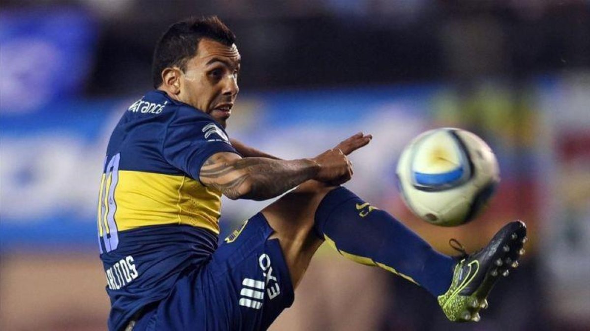 Tévez, en un partido con el Boca Júniors.