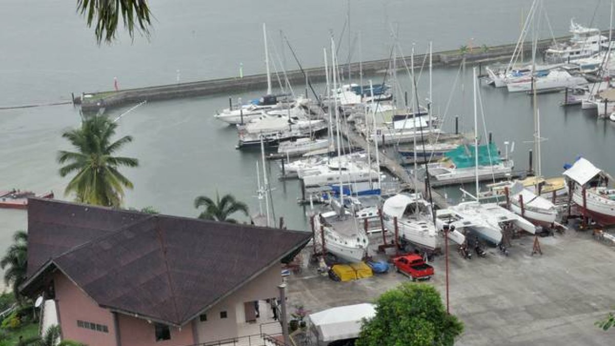 Vista aérea del embarcadero del Holiday Oceanview Samal Resort, desde donde los secuestradores escaparon junco con sus cuatro rehenes escaparon.