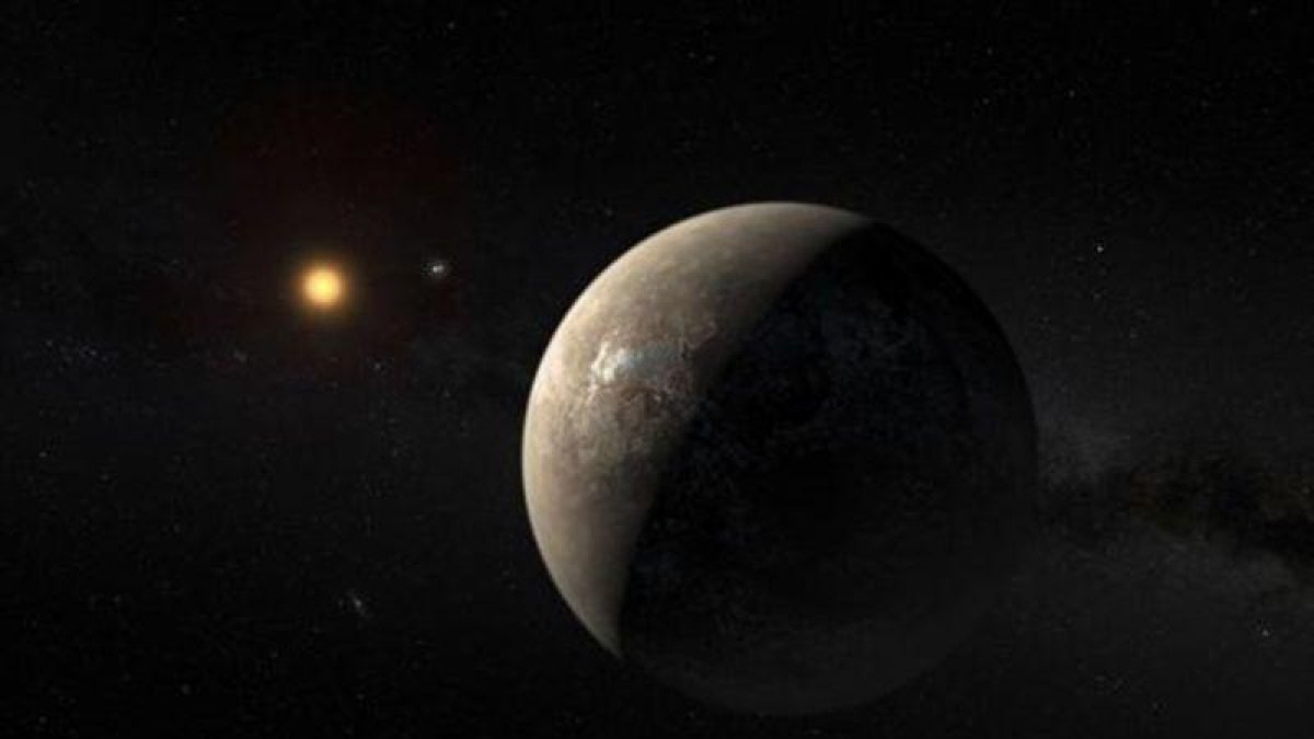 Recreación artística de Proxima B orbitando la estrella Proxima Centauri.