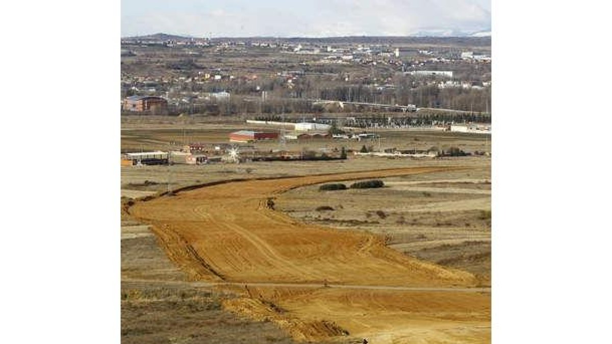 Vista de las obras del tramo León-Santas Martas de la A-60.