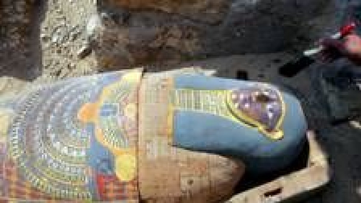 Imagen de archivo de una de las últimas momias encontradas en las pirámides de Sakkara