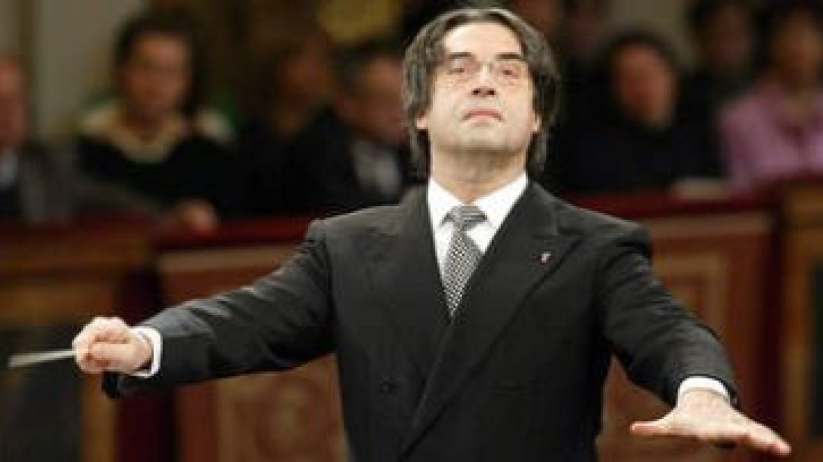 El director de orquesta napolitano Riccardo Mutti es director musical de la Sinfónica de Chicago.