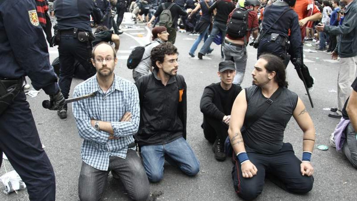 Varios participantes en la manifestación ‘Rodea al Congreso’ el 25-S en Madrid.