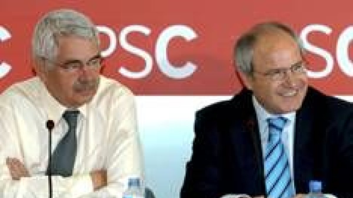 Pasqual Maragall y José Montilla presidieron ayer al mediodía la ejecutiva del PSC