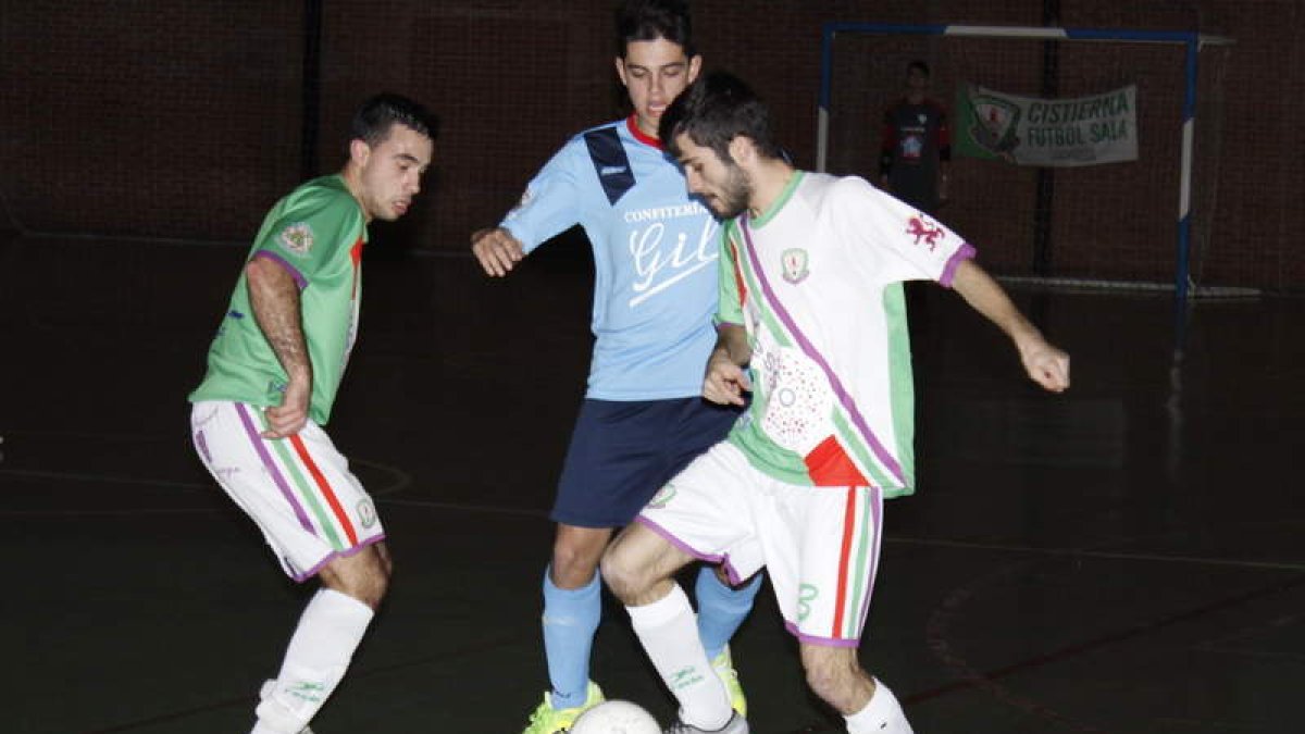 El equipo montañés brilló en la segunda parte ante los charros. CAMPOS