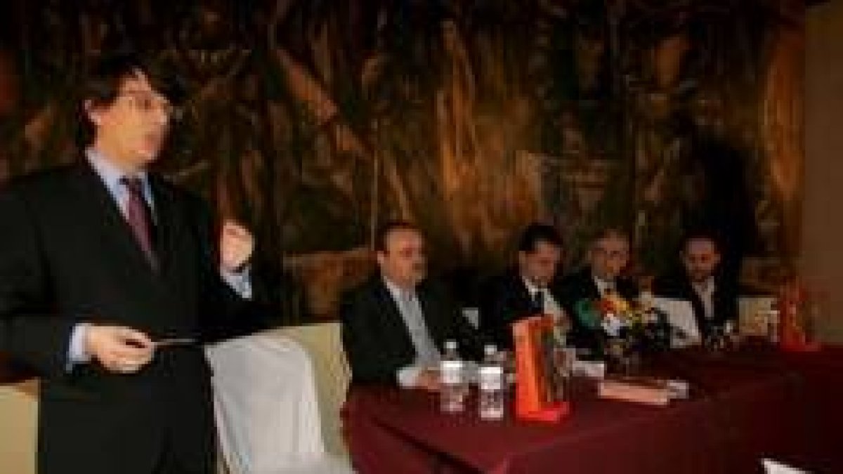 Aguirre, Atienza, Amilivia, Matías Pedruelo y Héctor Escóbar
