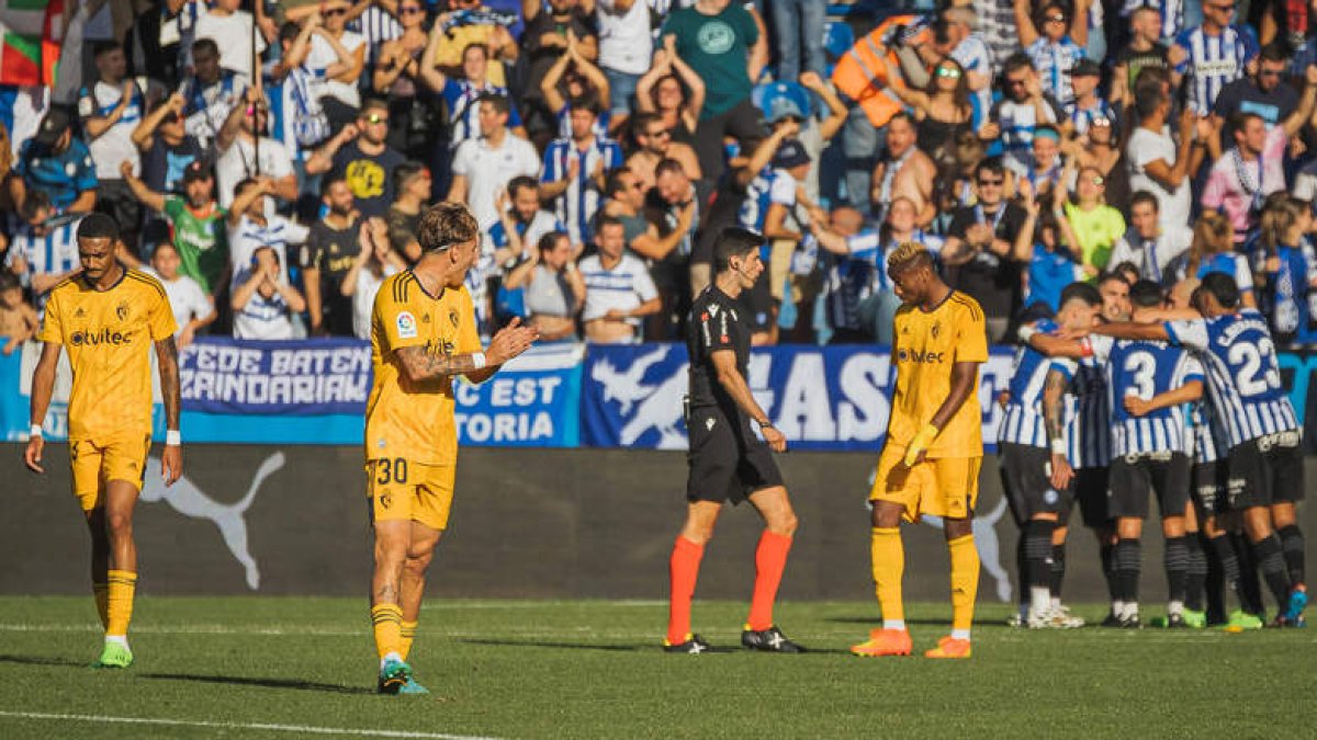 Ojeda metió a la Deportiva en el partido con su gol en el minuto 48 del primer tiempo. RODRIGO GÓMEZ