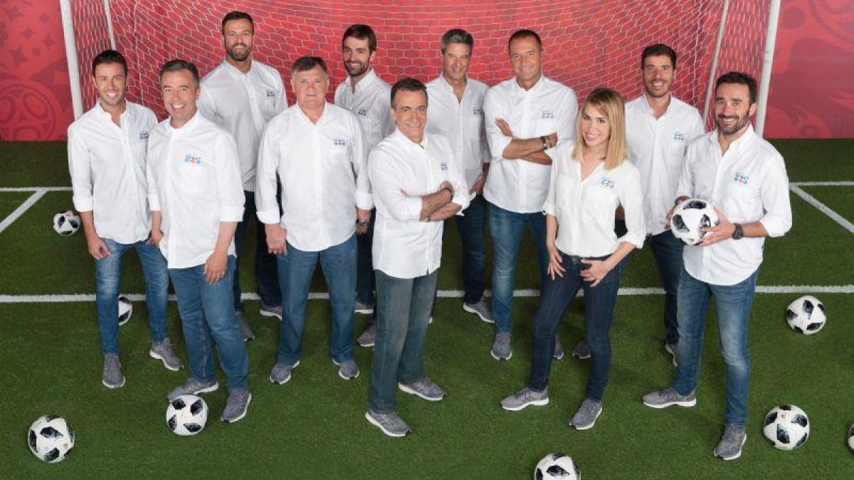 El equipo de presentadores y reporteros de Mediaset que cubrirá el Mundial de fútbol de Rusia.