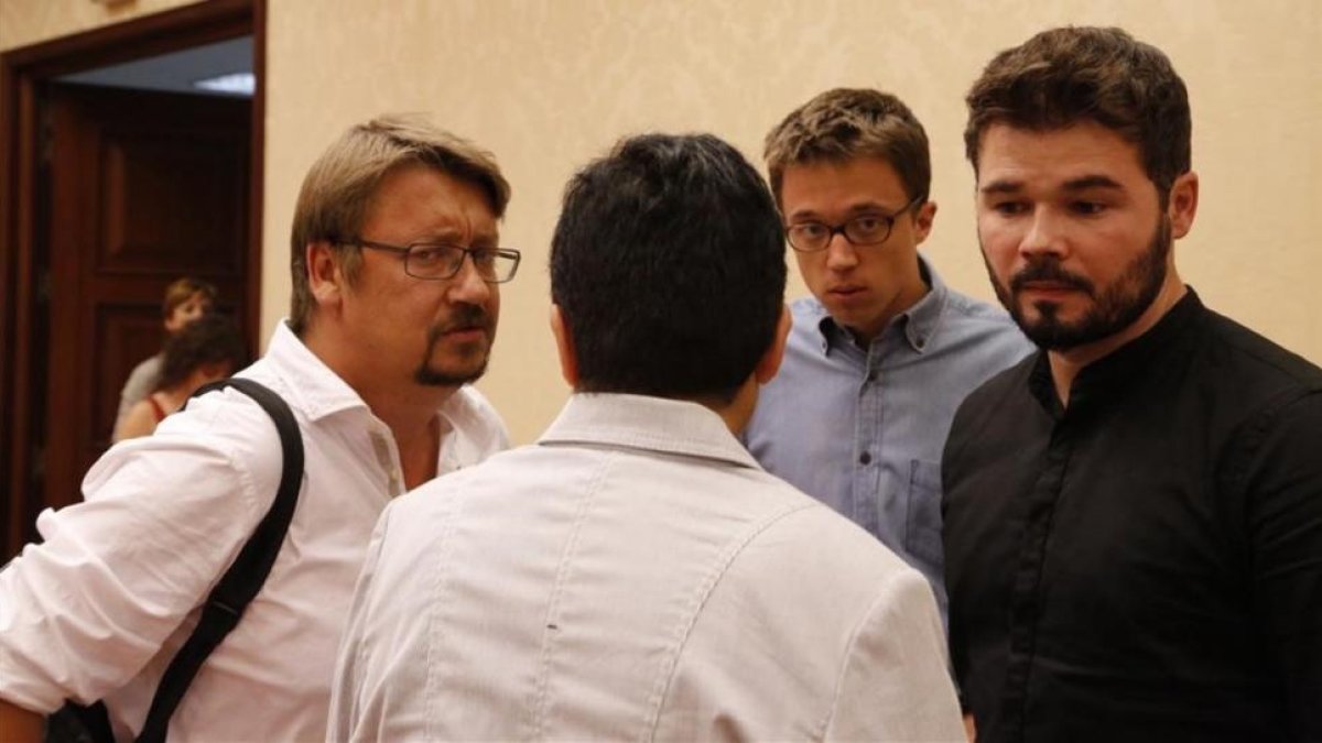 Xavier Domènech, Íñigo Errejón, Alberto Garzón y Gabriel Rufián, en el Congreso.