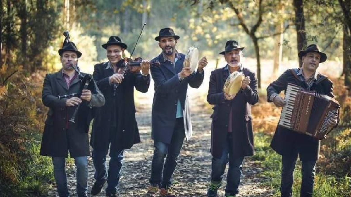 Los miembros de la banda gallega Radio Cos, que hoy actúan en El Albéitar.