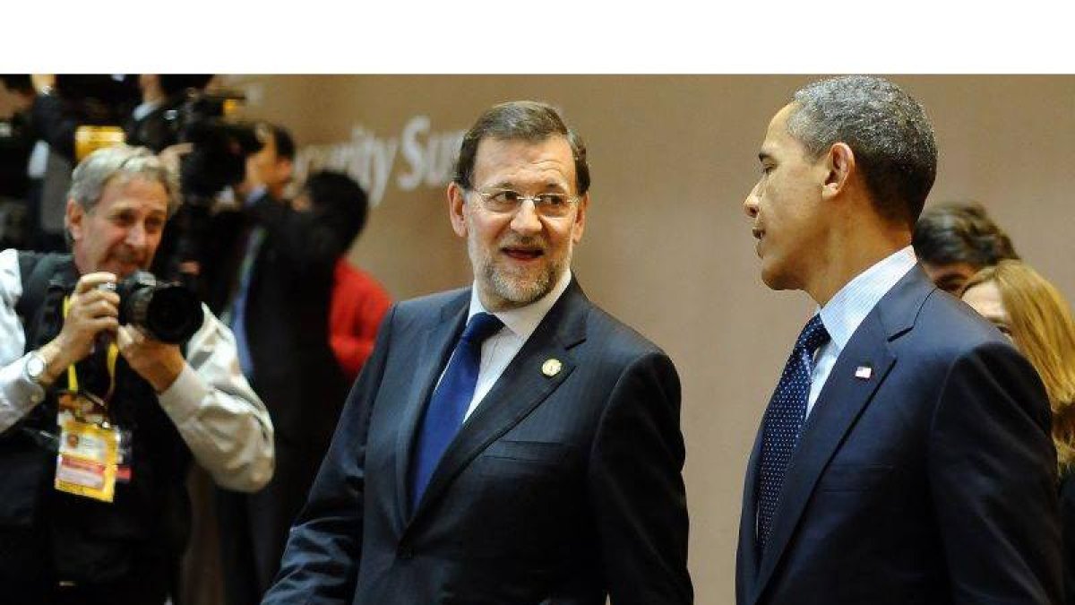 Momento de la charla entre Mariano Rajoy y Barack Obama.