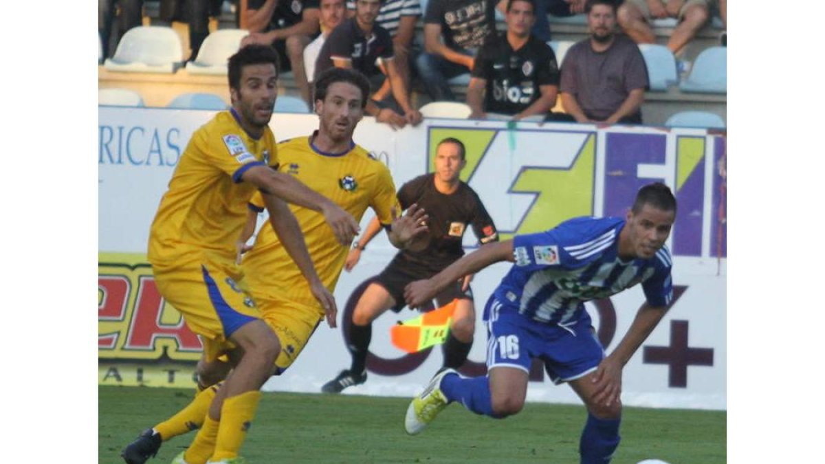 El equipo  madrileño sufrió su primer revés liguero en el partido jugado a finales de agosto en El Toralín. Ganó entonces 2-0 la Deportiva