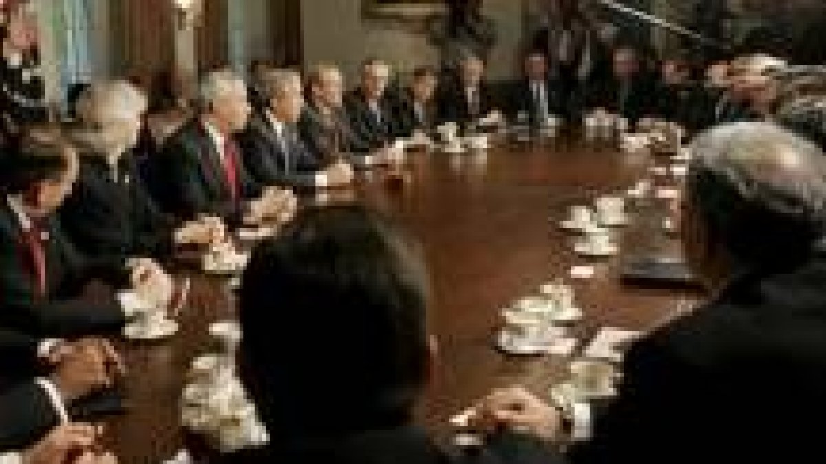 Bush se reunió ayer con los miembros de su gabinete en la Casa Blanca