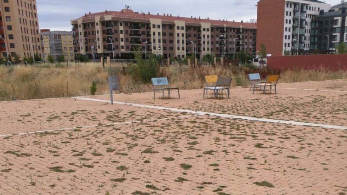 Muestra del abandono de los parques.